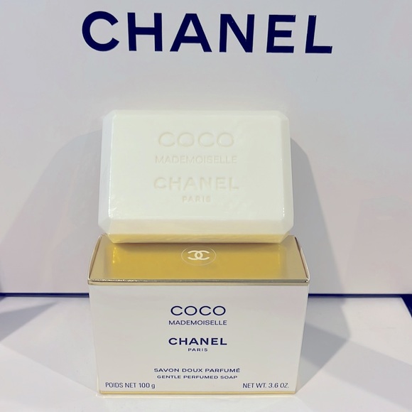 Chanel CoCo Mademoiselle gentle soap - Picture 2 of 7